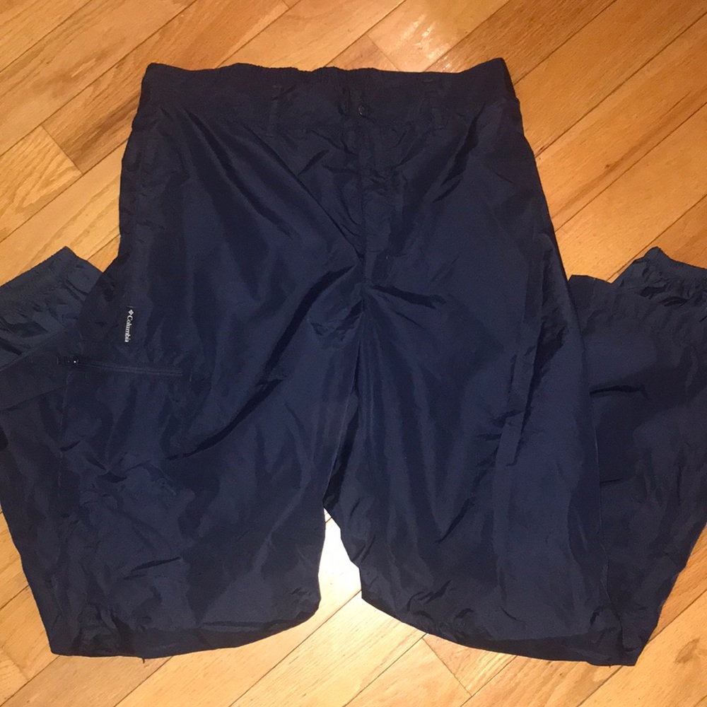 Men’s large Columbia lined wind pants